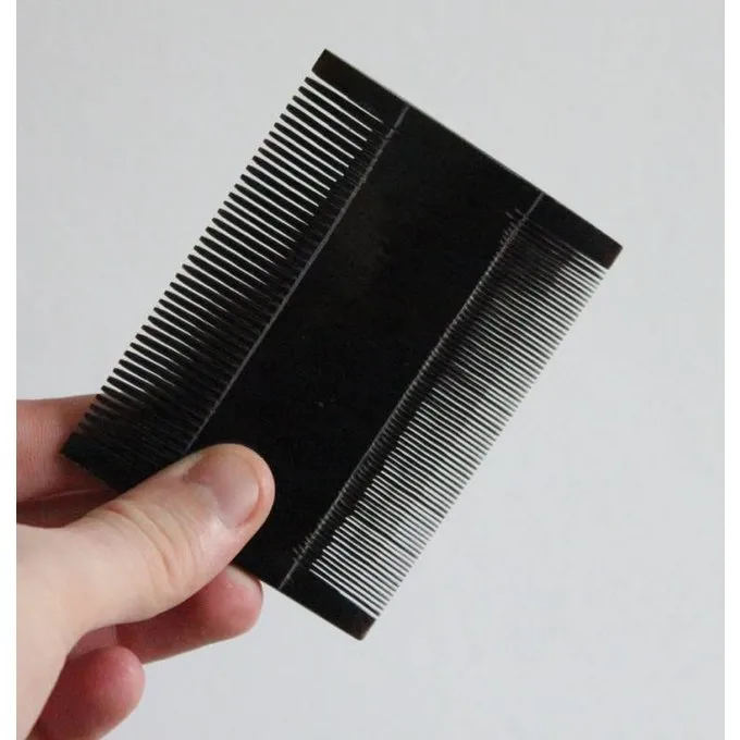 Ulfberth Doppelkamm, Horn 1 Ulfberth Doppelkamm, Horn