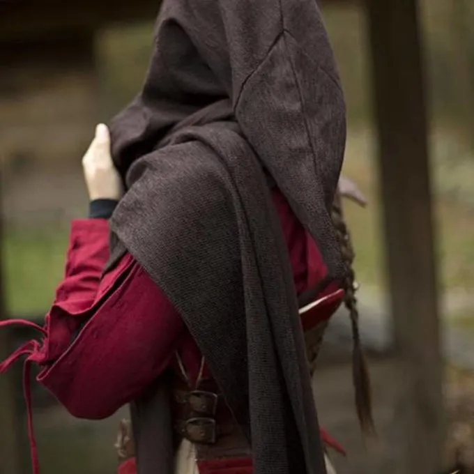 Epic Armoury Hood Assassins Creed, Dunkelbraun 4 Epic Armoury Hood Assassins Creed, Dunkelbraun – Bild 4