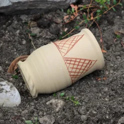 Pingsdorf Tasse 10-12th Jahrhundert -Halloween Verkäufe pingsdorf tasse 10 12th jahrhundert 2