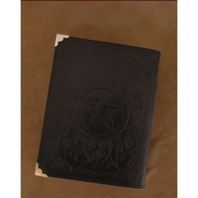 Schwarzes Lederbuch Mit Pentagramm 1 Schwarzes Lederbuch Mit Pentagramm